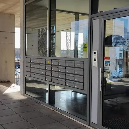 Ria Palace アパート *